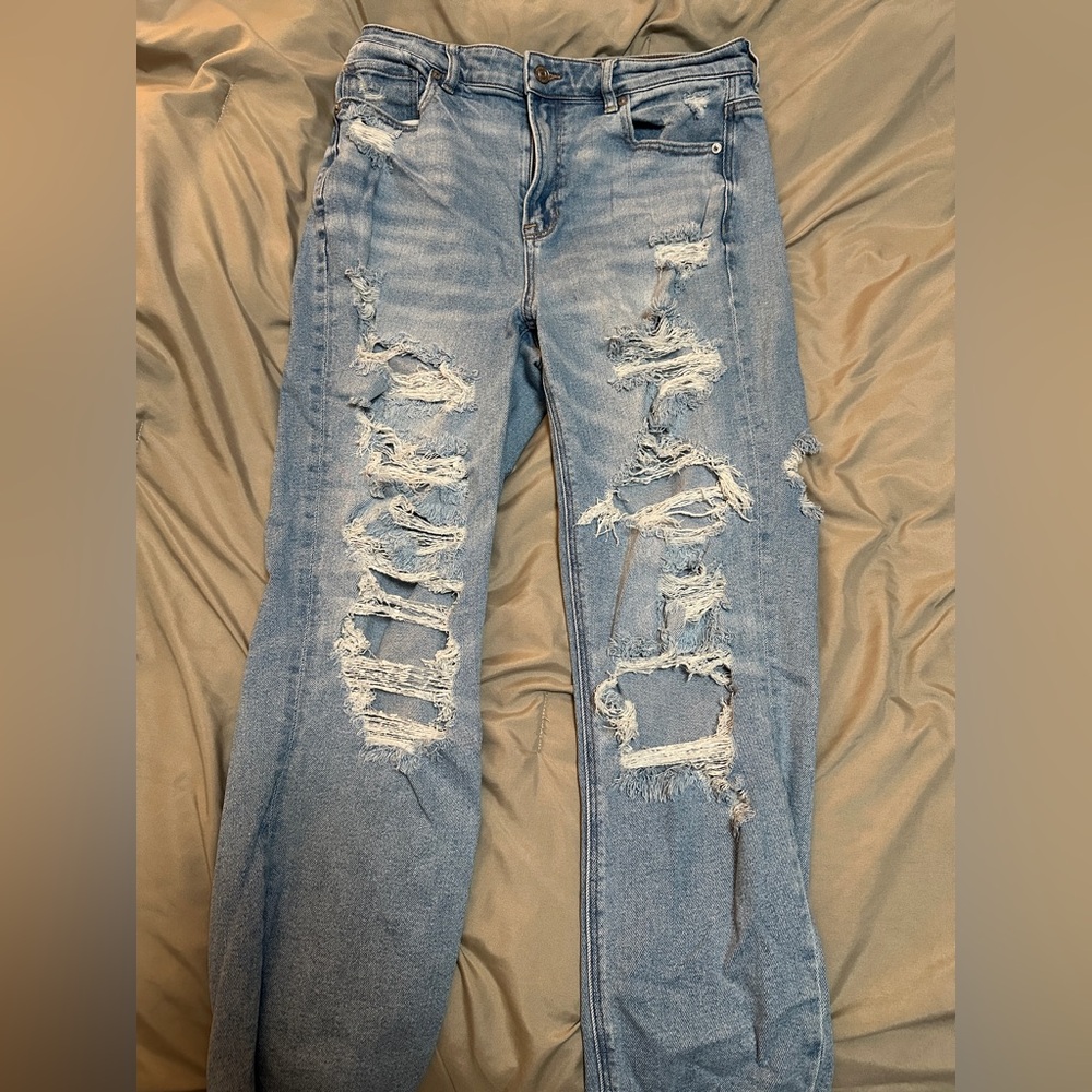 American Eagle Outfitters Blue Boyfriend Jeans Distressed